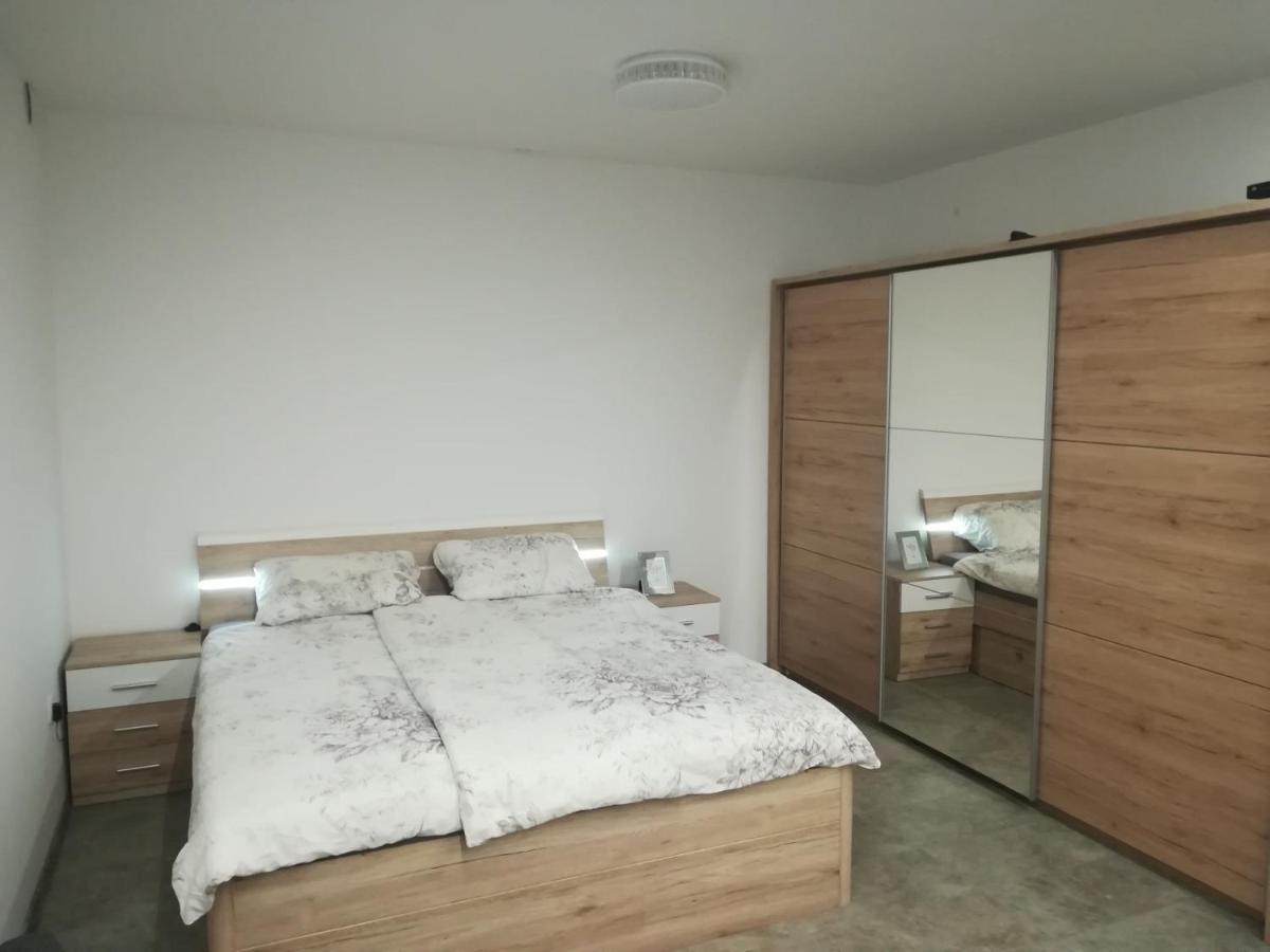 שנטילי Place Near Casino Mond - Apartma Urska מראה חיצוני תמונה